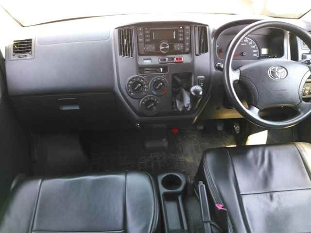 TOYOTA TOWN ACE VAN 2018