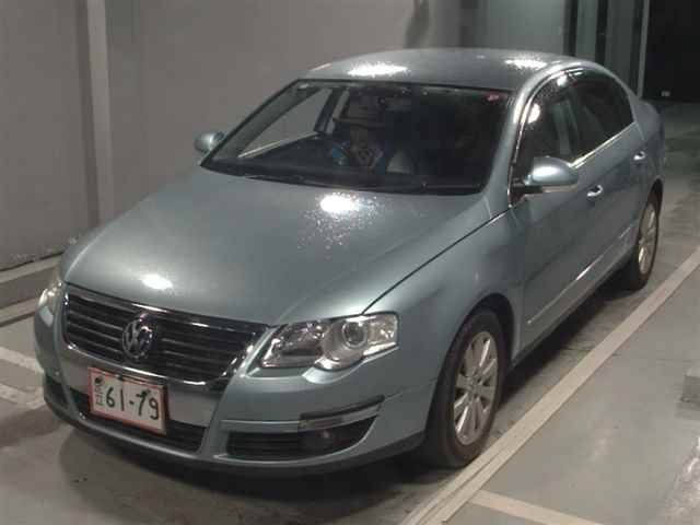 VOLKSWAGEN PASSAT 2008