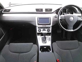 VOLKSWAGEN PASSAT 2008