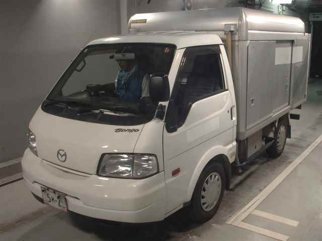 MAZDA BONGO 2017
