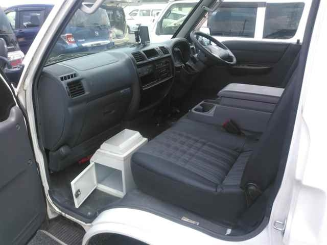 MAZDA BONGO 2017