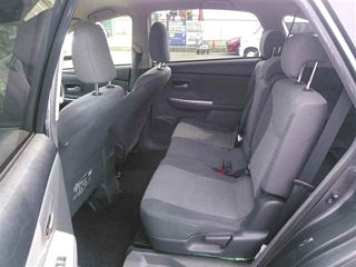TOYOTA PRIUS ALPHA 2012