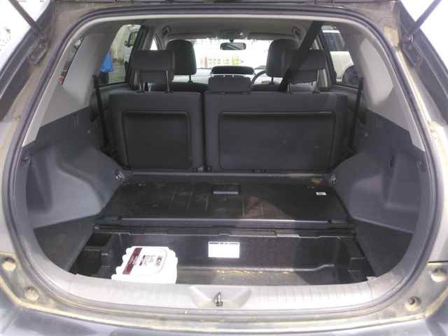 TOYOTA PRIUS ALPHA 2012