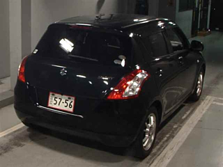 SUZUKI SWIFT 2010