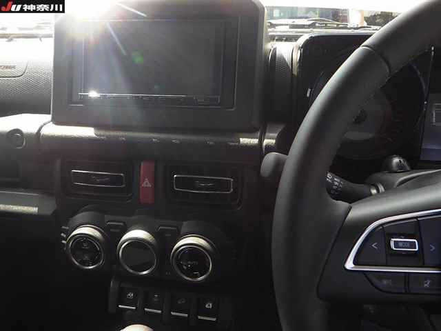SUZUKI JIMNY SIERRA 2025