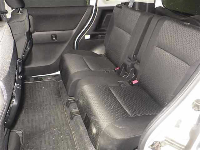 MITSUBISHI DELICA D2 2016