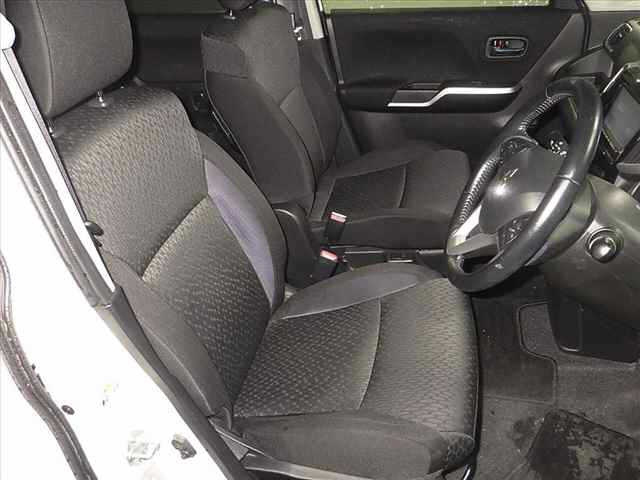 MITSUBISHI DELICA D2 2016