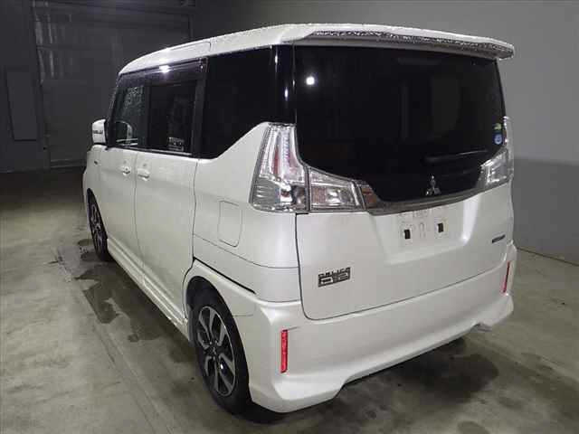 MITSUBISHI DELICA D2 2016
