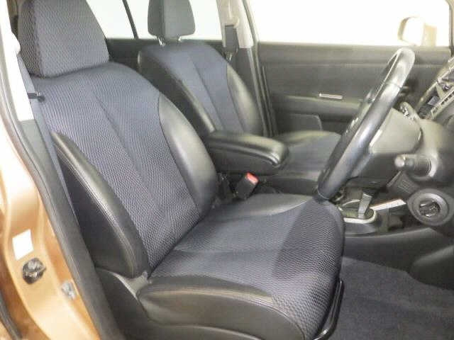NISSAN TIIDA 2010
