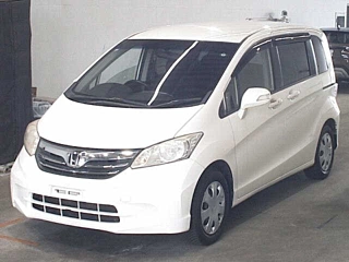 HONDA FREED 2012