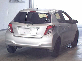 TOYOTA VITZ 2012