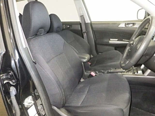 SUBARU FORESTER 2011