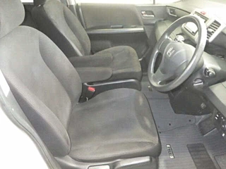 HONDA FREED 2012