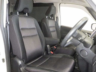 NISSAN SERENA 2016