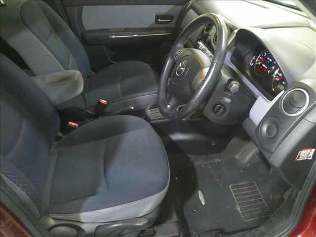 MAZDA VERISA 2010