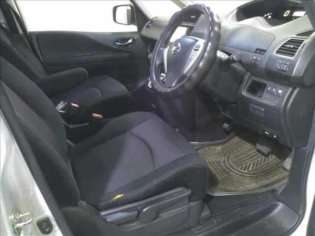NISSAN SERENA 2012