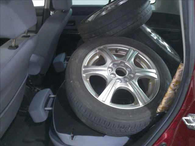 MAZDA VERISA 2010