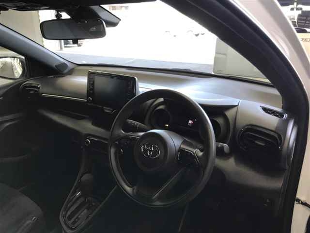 TOYOTA YARIS 2024