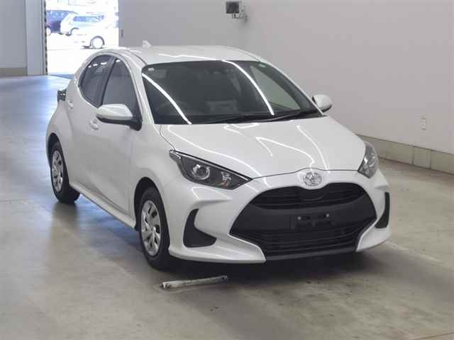 TOYOTA YARIS 2024