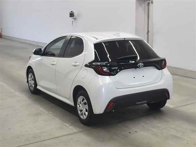 TOYOTA YARIS 2024