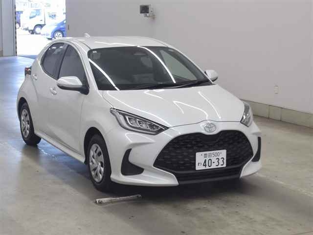 TOYOTA YARIS 2024