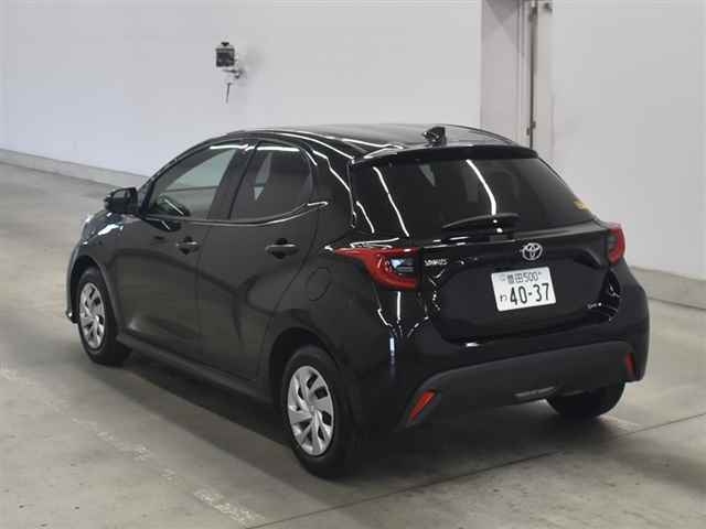 TOYOTA YARIS 2024