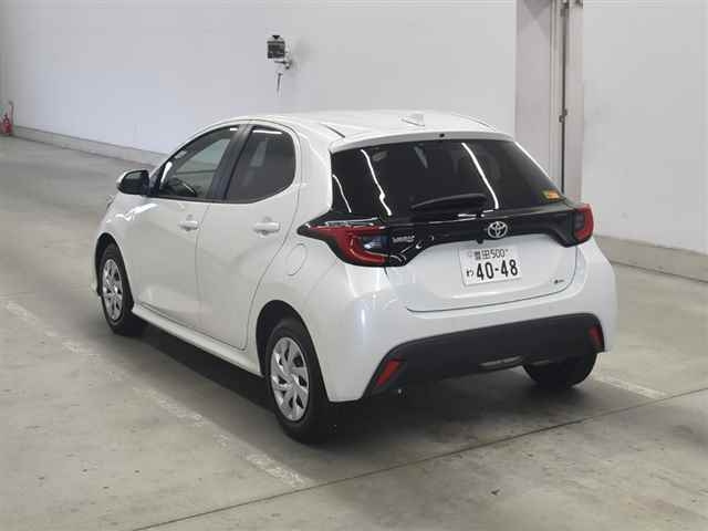 TOYOTA YARIS 2024