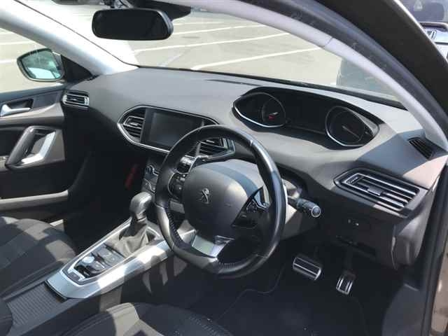 PEUGEOT 308 2015
