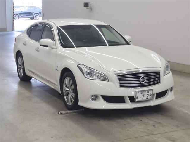 NISSAN FUGA 2012