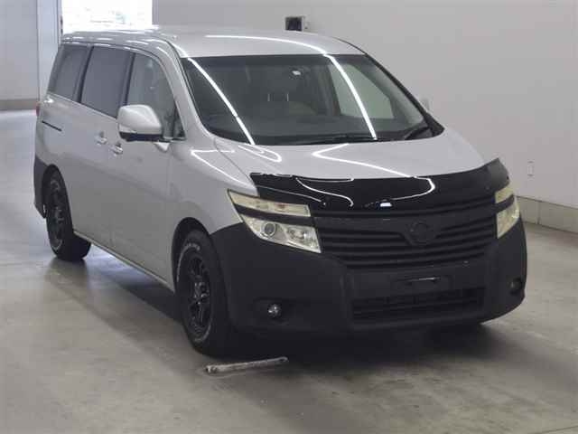 NISSAN ELGRAND 2011