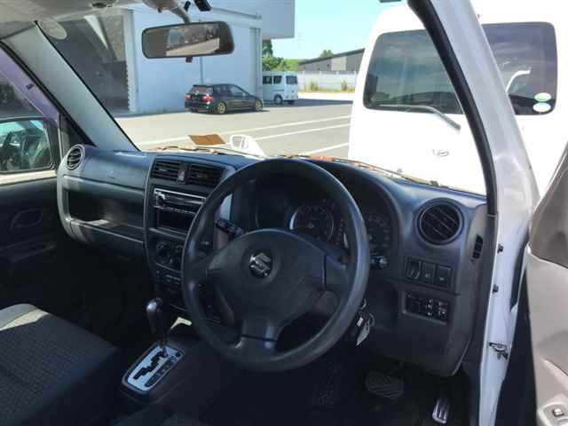 SUZUKI JIMNY SIERRA 2011
