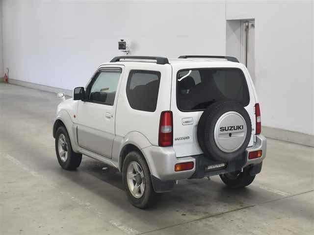 SUZUKI JIMNY SIERRA 2011