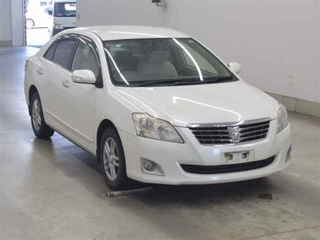 TOYOTA PREMIO 2012