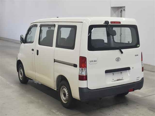 TOYOTA LITE ACE VAN 2013