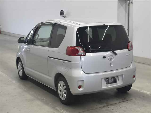TOYOTA PORTE 2008