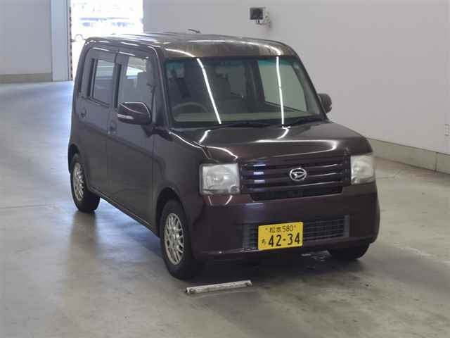 DAIHATSU MOVE CONTE 2010