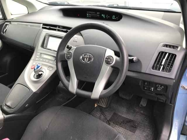 TOYOTA PRIUS PHV 2012