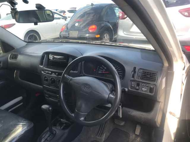 TOYOTA PROBOX 2009