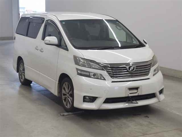 TOYOTA VELLFIRE 2010