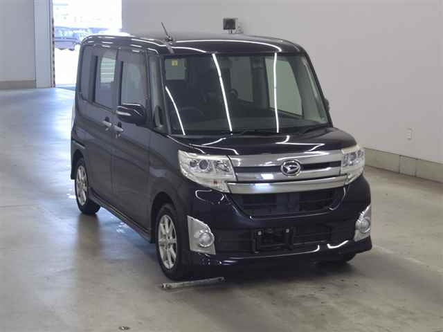 DAIHATSU TANTO 2014