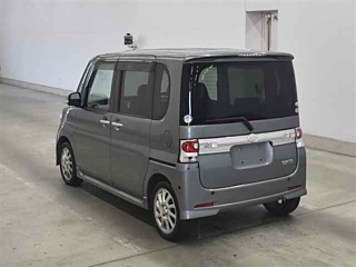 DAIHATSU TANTO 2008