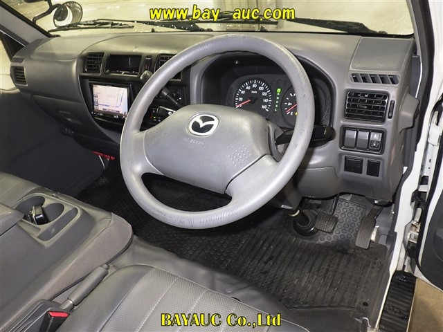 MAZDA BONGO VAN 2015