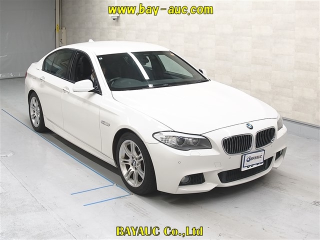 BMW 5 SERIES 2012