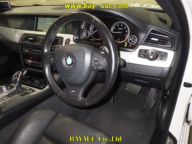 BMW 5 SERIES 2012