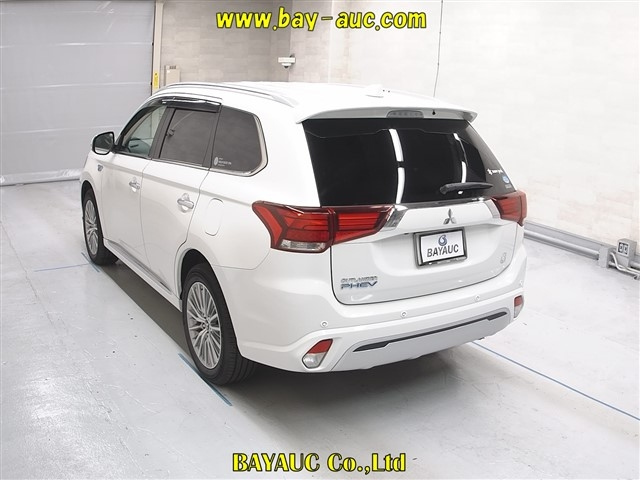 MITSUBISHI OUTLANDER PHEV 2020