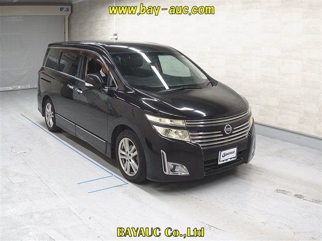 NISSAN ELGRAND 2010