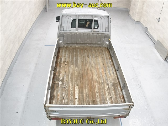 TOYOTA LITE ACE TRUCK 2009