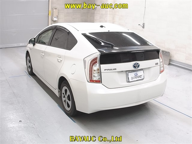 TOYOTA PRIUS 2012