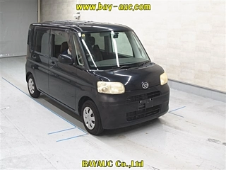 DAIHATSU TANTO 2010