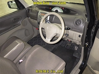 DAIHATSU TANTO 2010